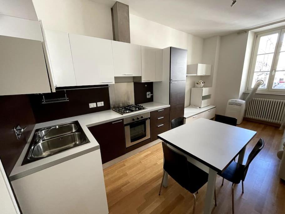 Via Milano Apartment ตรีเอสเต ภายนอก รูปภาพ